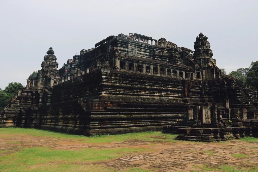 Cambodia | From Angkor Wat to Tonle Sap Lake — A Once-in-a-Lifetime Destination - Photo 11